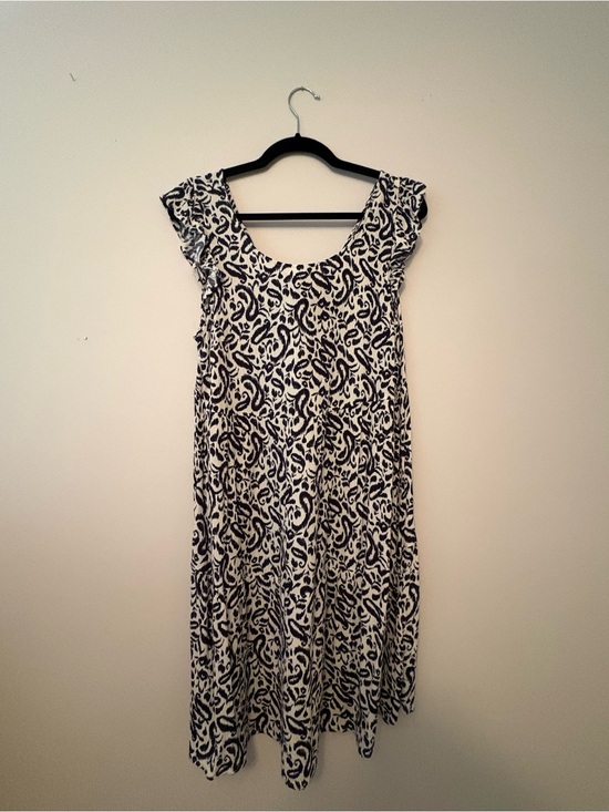 Dresses & Skirts - Navy Blue & Cream Paisley Crinkle Tie-Back Flutter Sleeve Midi Dress Size XL